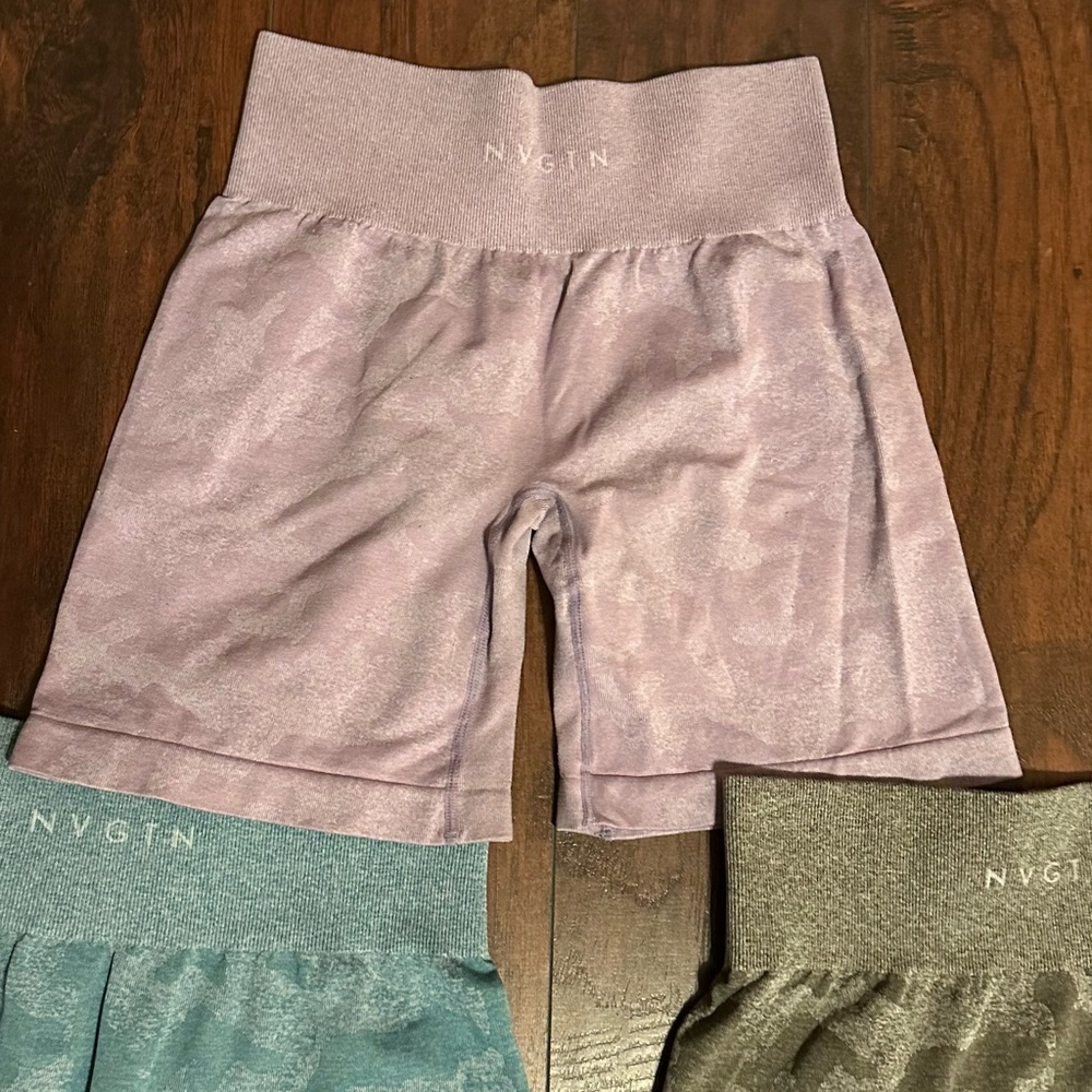 NVGTN Women's Athletic Shorts - Green & Pink